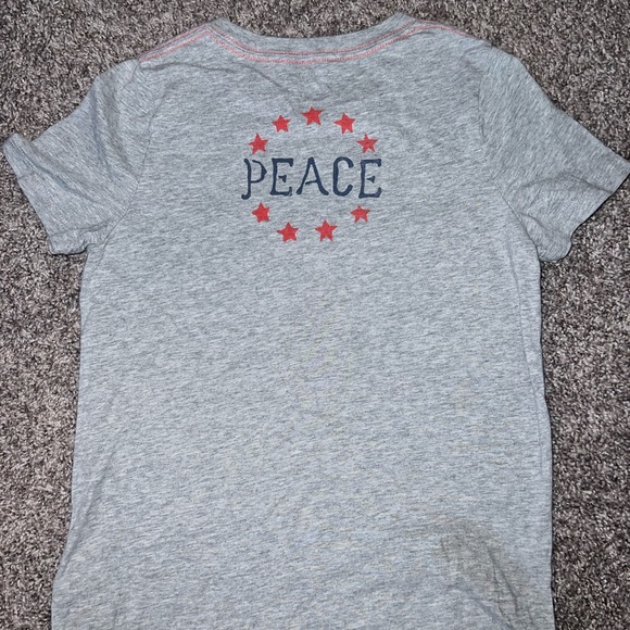 Peek T-Shirt—Cultivate Peace & Harmony with All (George Washington) - Picture 3 of 3